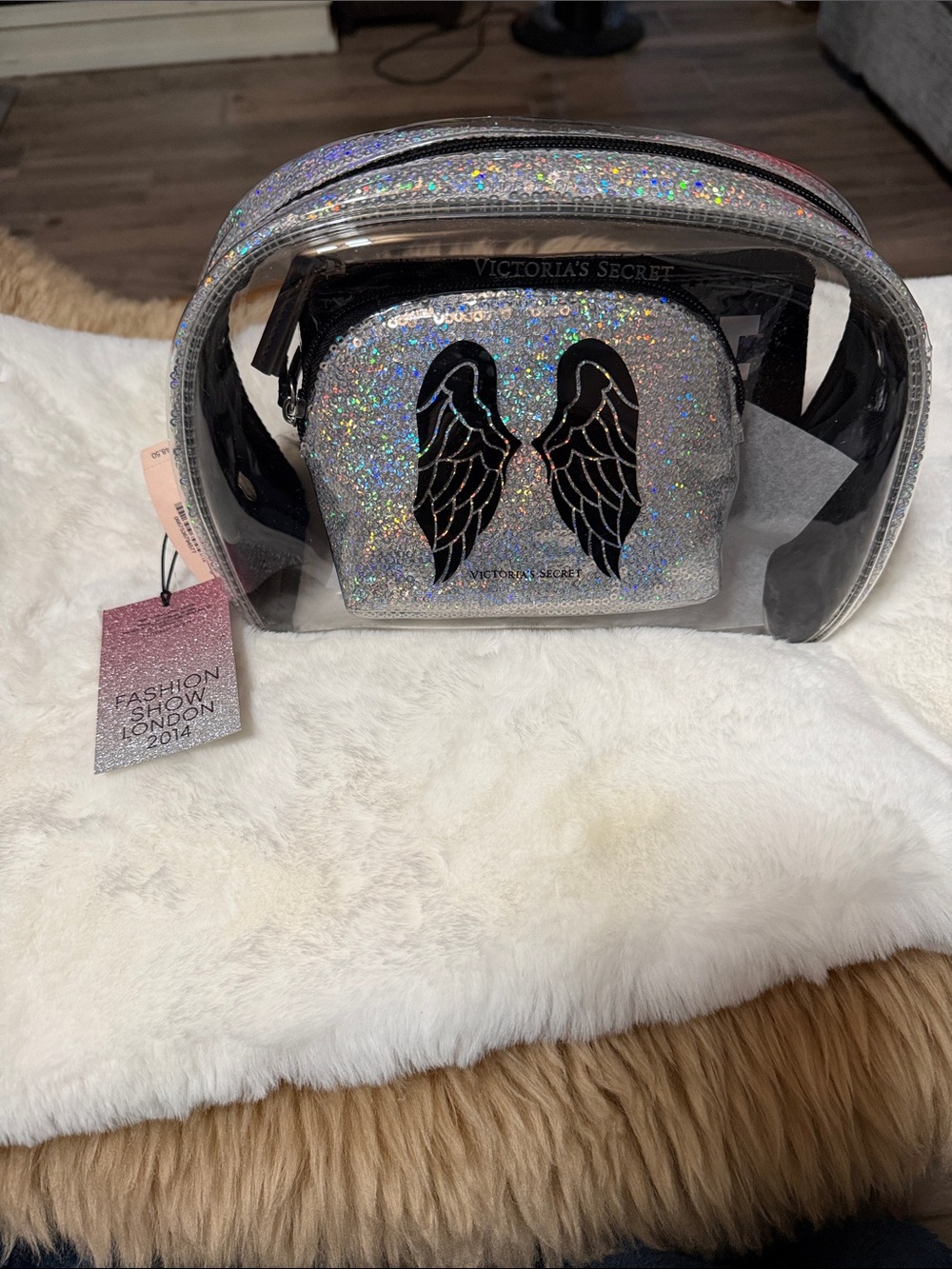 Victoria Secret Fashion Show London 2014 Makeup Bag NWY